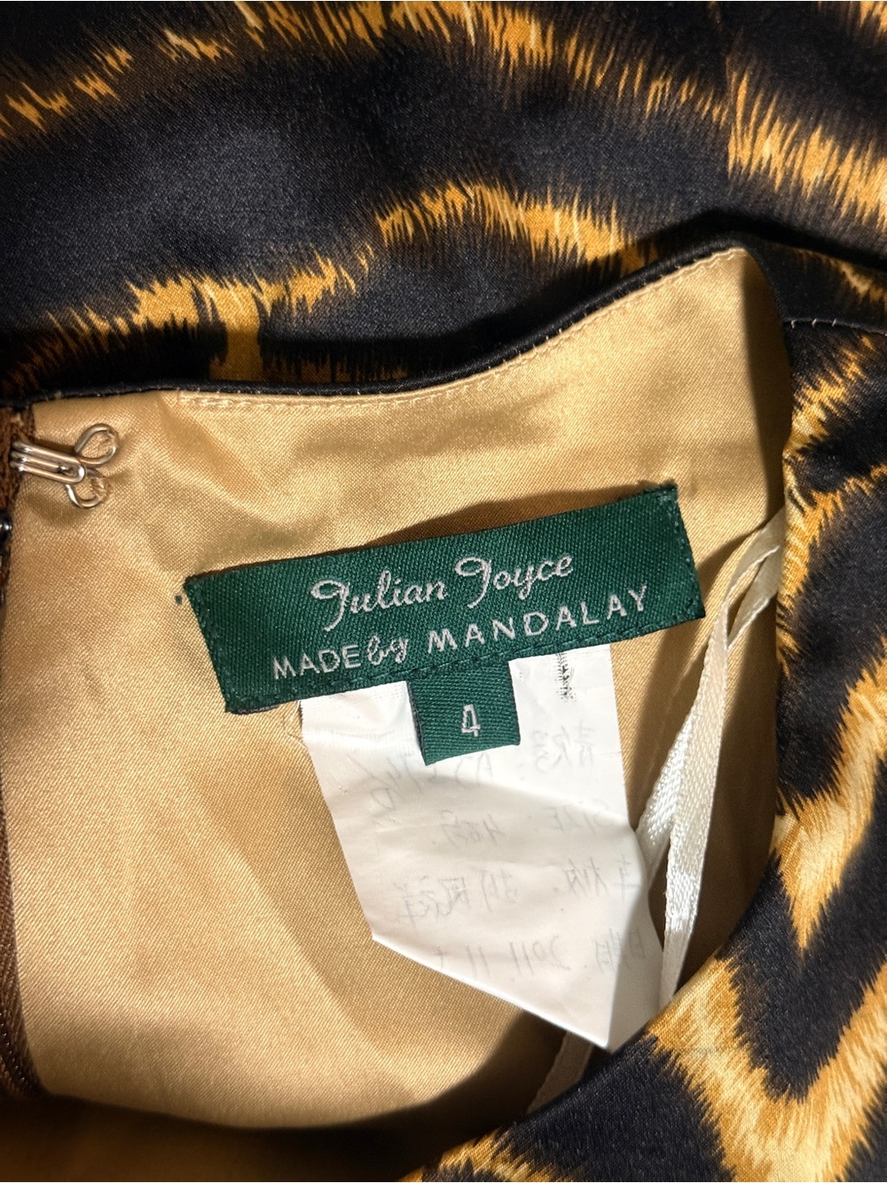 Julian Joyce Mandalay Tiger Print Long Sleeve Bodycon Midi Dress US 4 - Picture 6 of 10